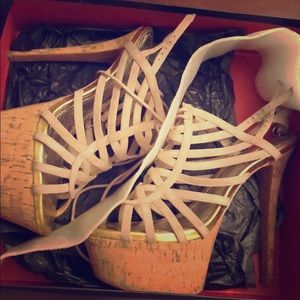 Nude Diva Platform heel